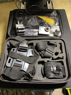 GoPro hero 4 complete kit with extra batteries