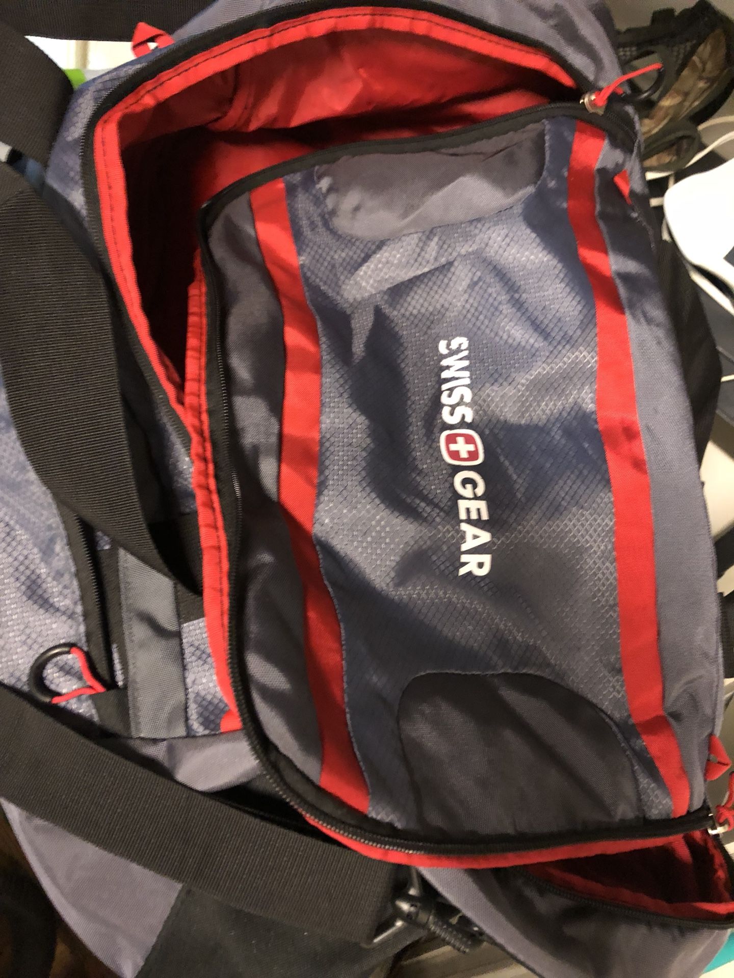 Luggage. Swiss gear bag