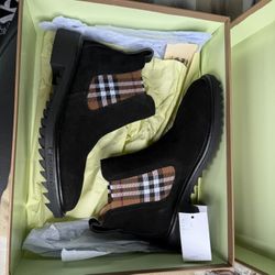 Burberry Chelsea Boots 