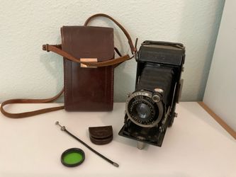 antique german ZEISS IKON with a nettar anastigmat lens