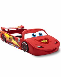 Lightning McQueen Bed