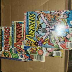 24 DC & Marvel Comic Books (late70s)