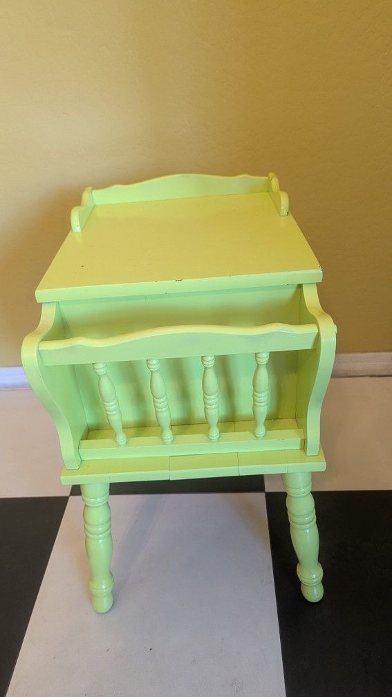End Table End Night Stand Lime Furniture Shelf Wood Wooden
