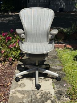Herman Miller Classic Aeron B Fully Loaded Titanium Color