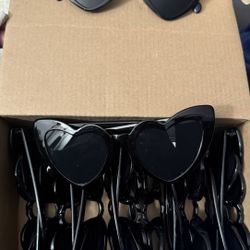 Set Of 14 Black Heart Sunglasses 