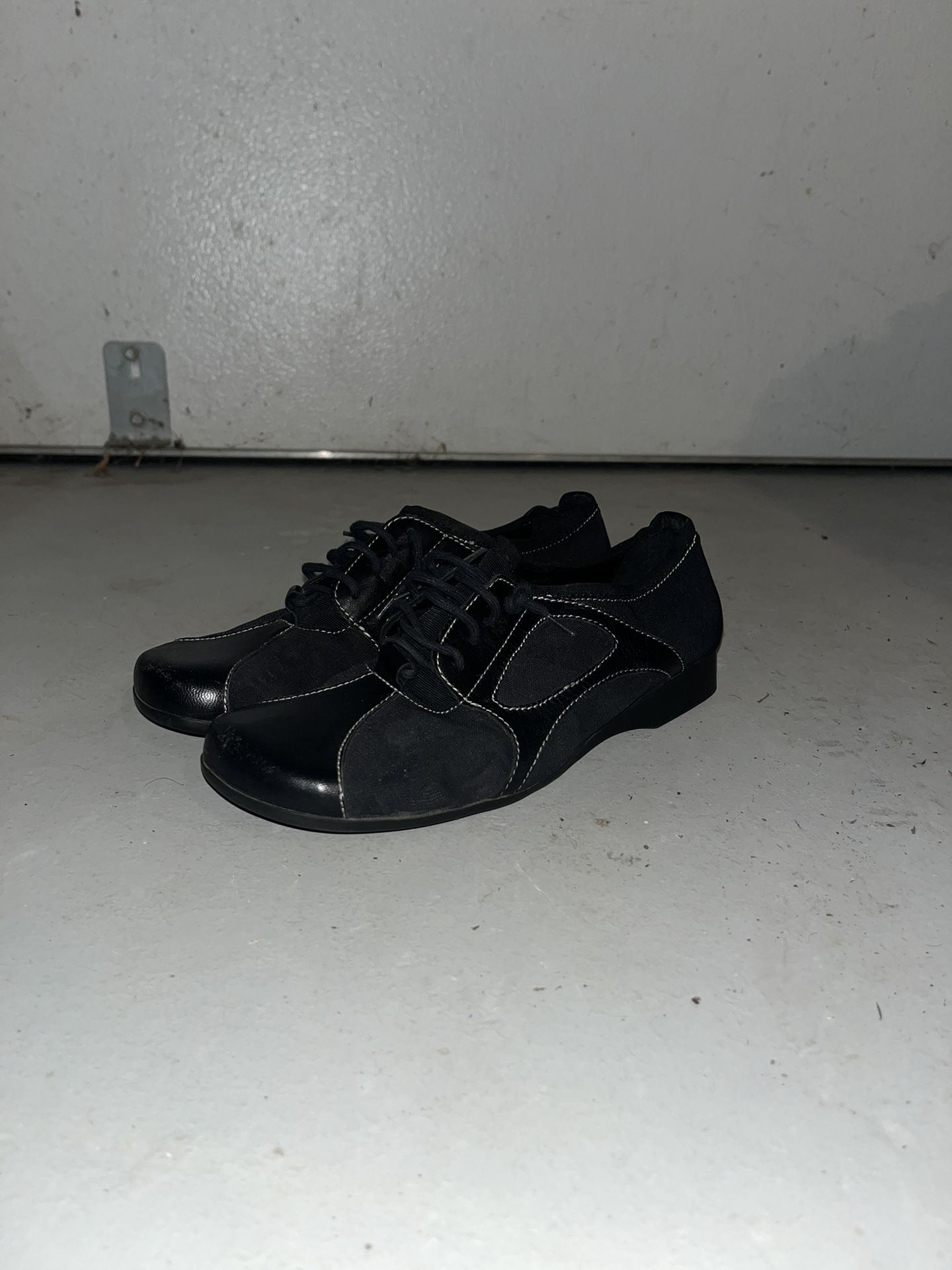 Andre Assous Women’s Dress Shoes