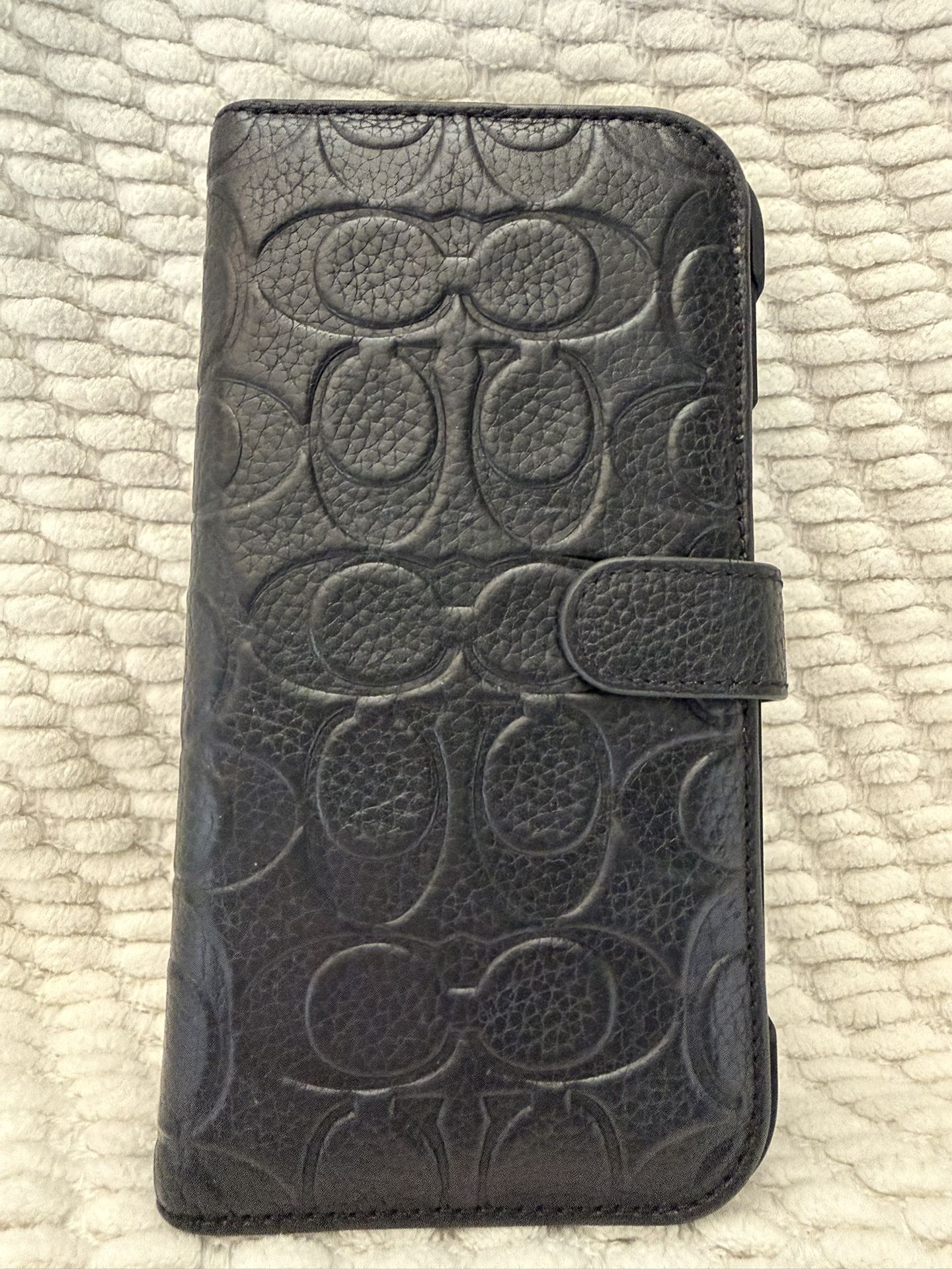 Leather Folio Case For iPhone 6.7” PRo (2022)