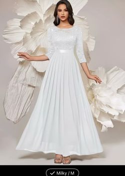 Beautiful Elegant Wedding DressSize M