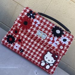 Toys & Gifts : Hello Kitty Purse  ( Box Lunch )