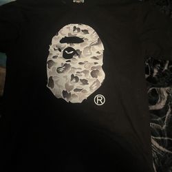 Bape T size M