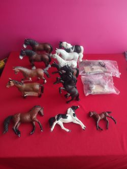12 Schleich Horse Figurines Collection Lot and 3 safari