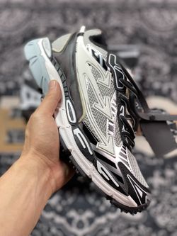 Off-White™ Be Right Back Sneaker BRB 7