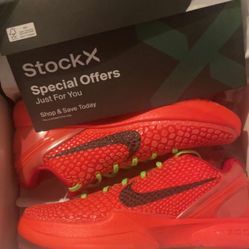 Reverse Grinches Size 9.5