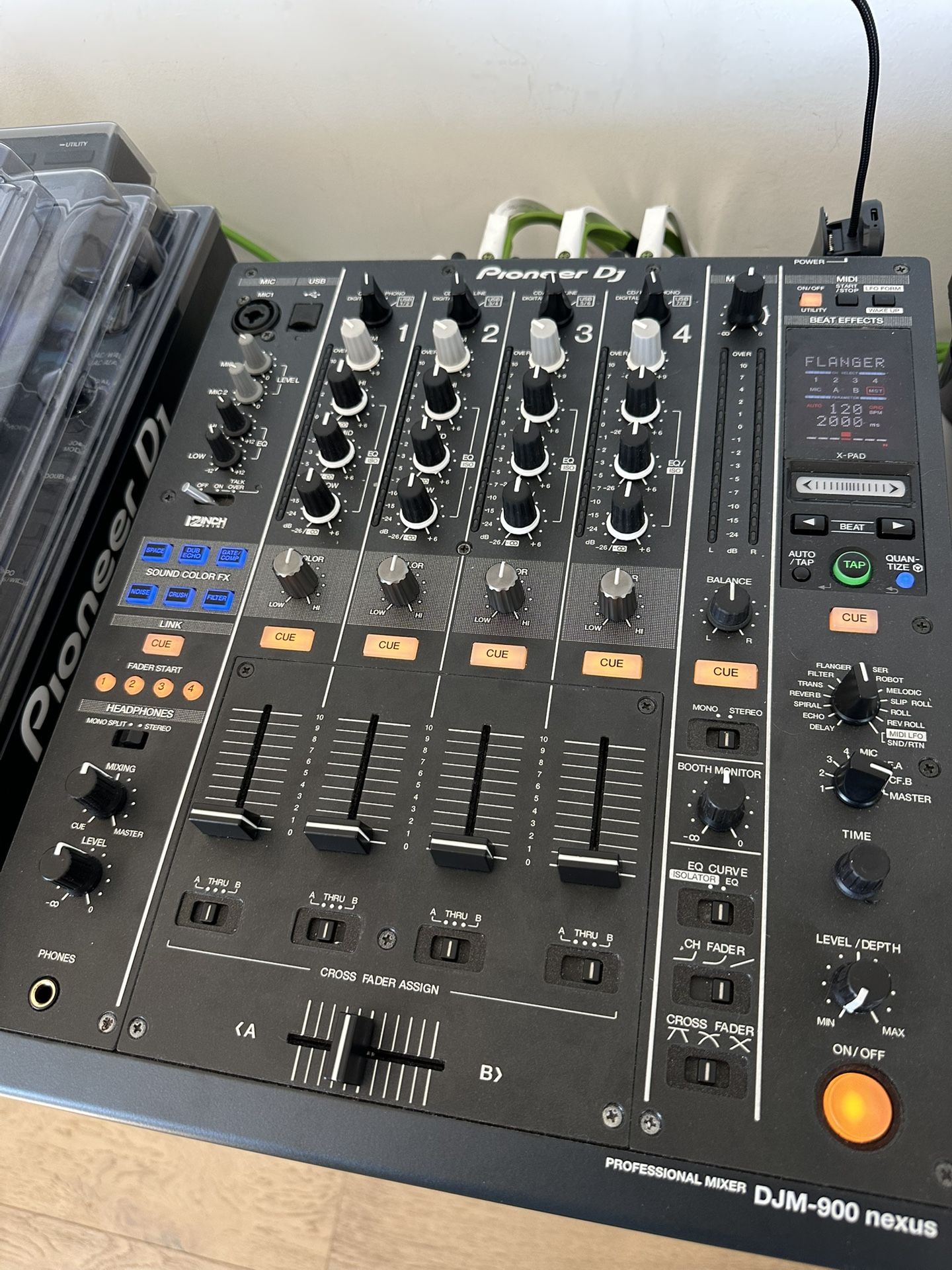 DJM-900 NXS + Case + Decksaver