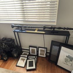 Wall Sconces , Tv Table , 14Wall Frames ,picture Light , And 9 Lanterns 