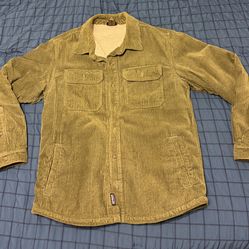 Medium green Patagonia jacket