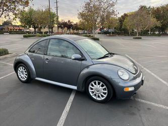 2005 Volkswagen New Beetle Coupe Thumbnail
