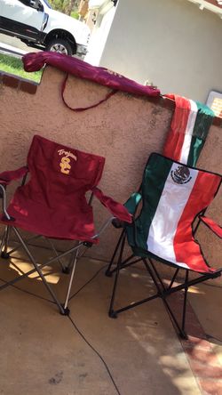 Beach or park chairs