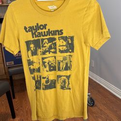Taylor Hawkins T-Shirt XS