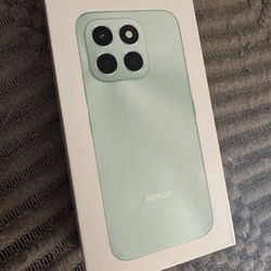 NEW Cellphone Honor X6C