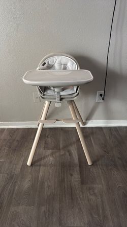 Maxi Cosí Baby High Chair with Tray