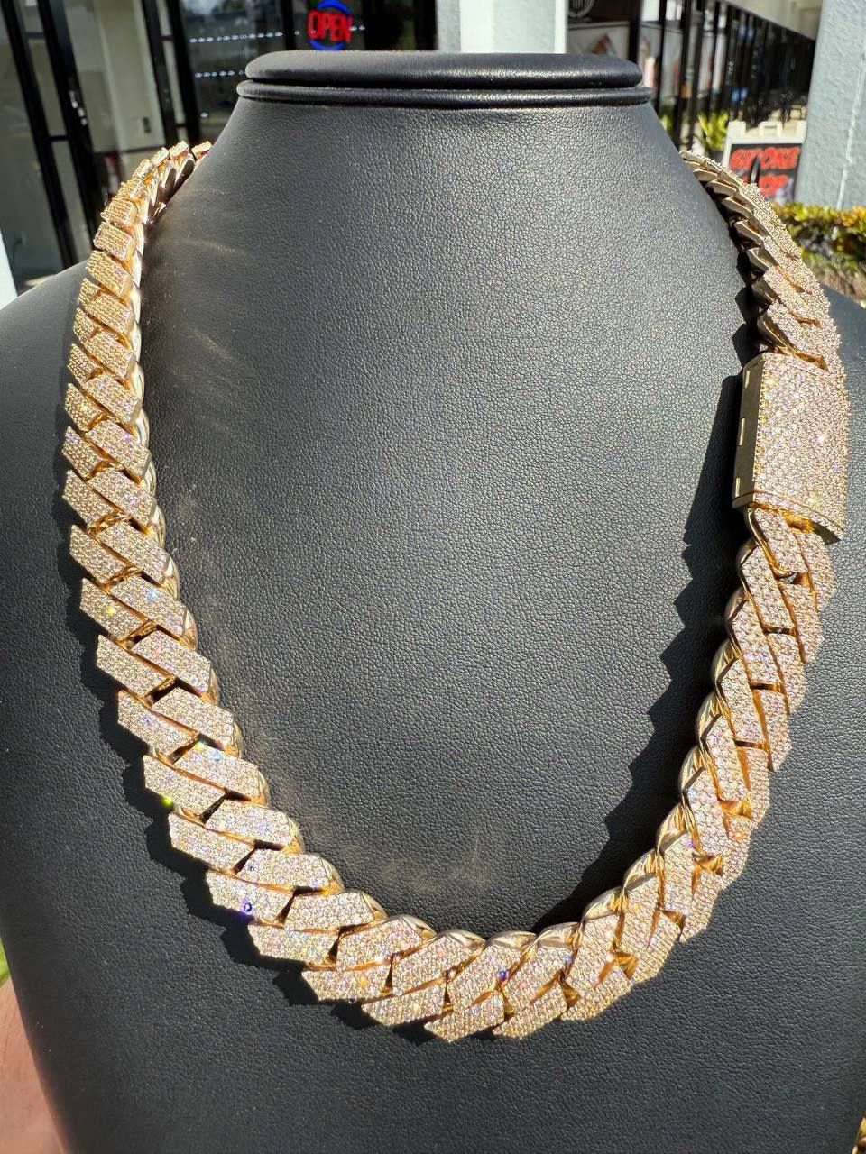 Jewelry 10k solid yellow gold Cuban big boy chain 40 CTW natural VS1 diamonds 22