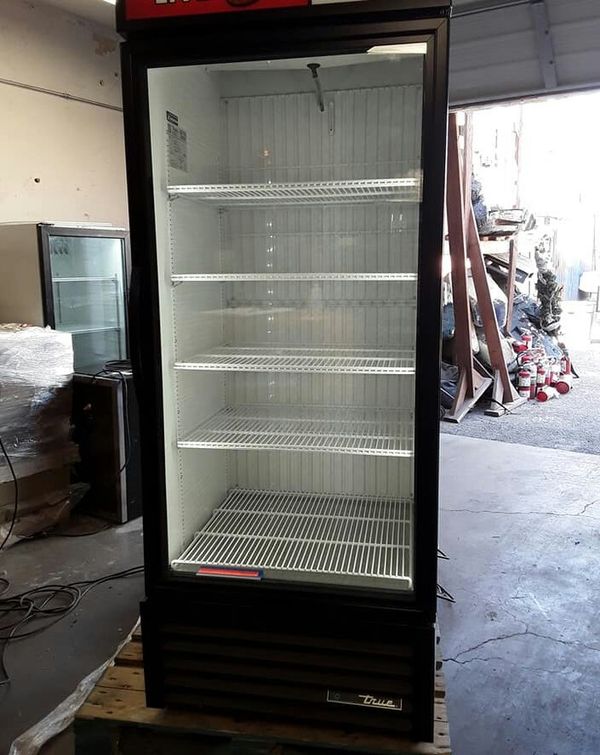 True commercial freezer *LIKE NEW* for Sale in Las Vegas, NV OfferUp