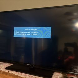 48” Samsung TV with remote
