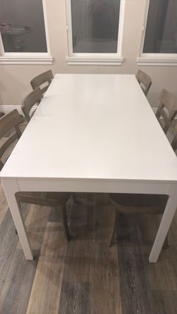 free Dining Table. Good condition