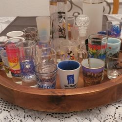 BEAUTIFUL  TEQUILA SHOOT GLASSES 