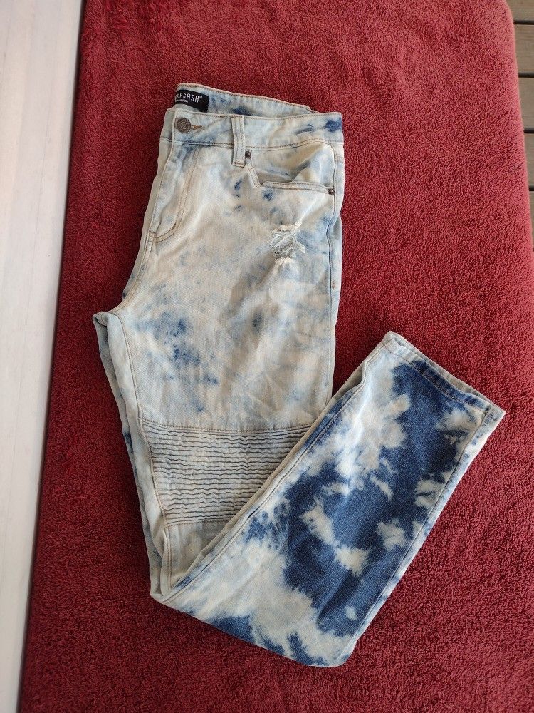 Smoke & Ash Premium Denim Size 34x32