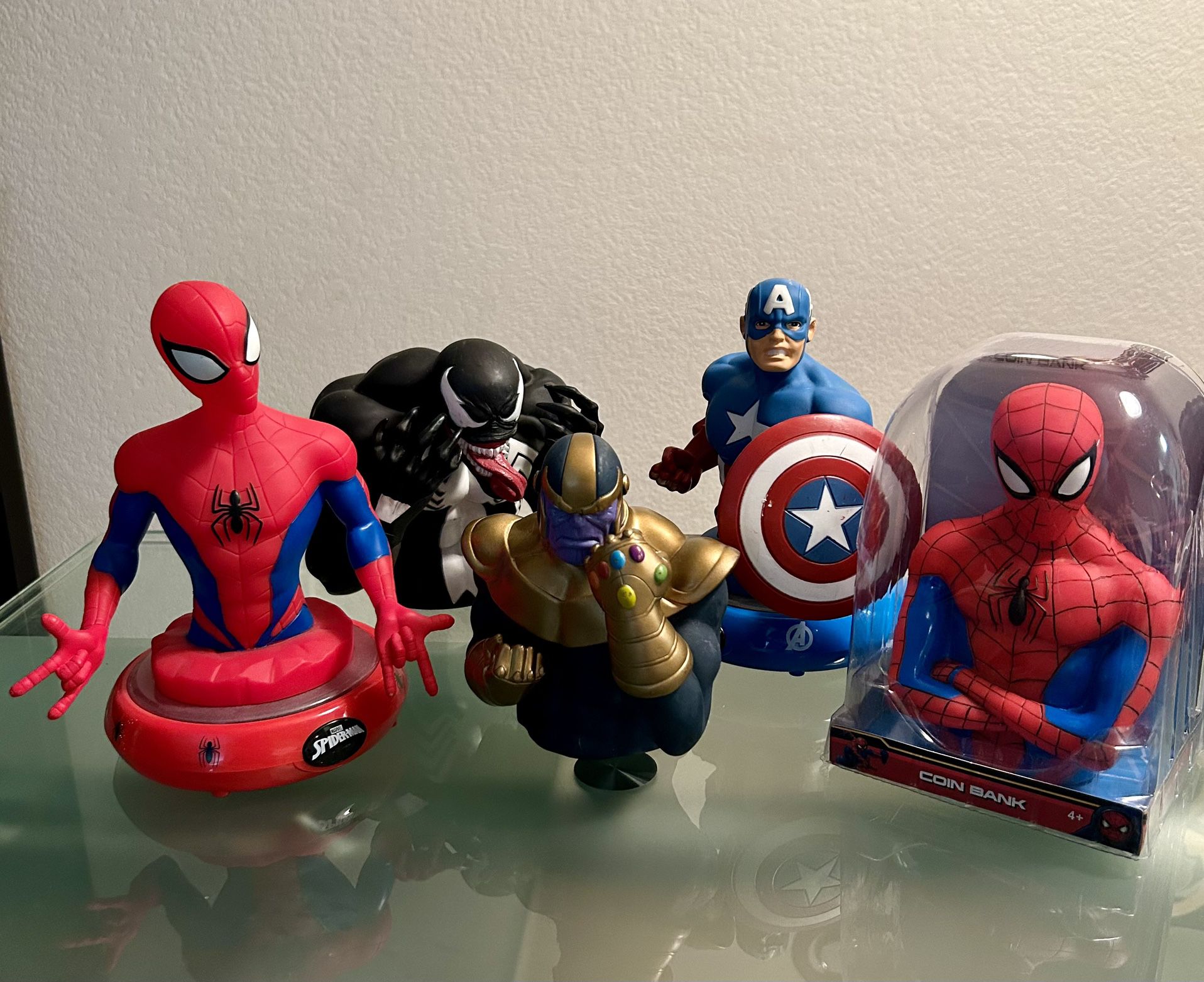 Spiderman Captain America Venom Thanos 