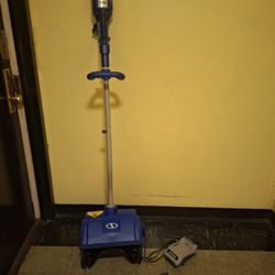 SnowJoe Electric Snow Shovel w/ Battery & Charger