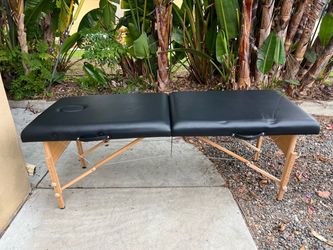 Massage table new
