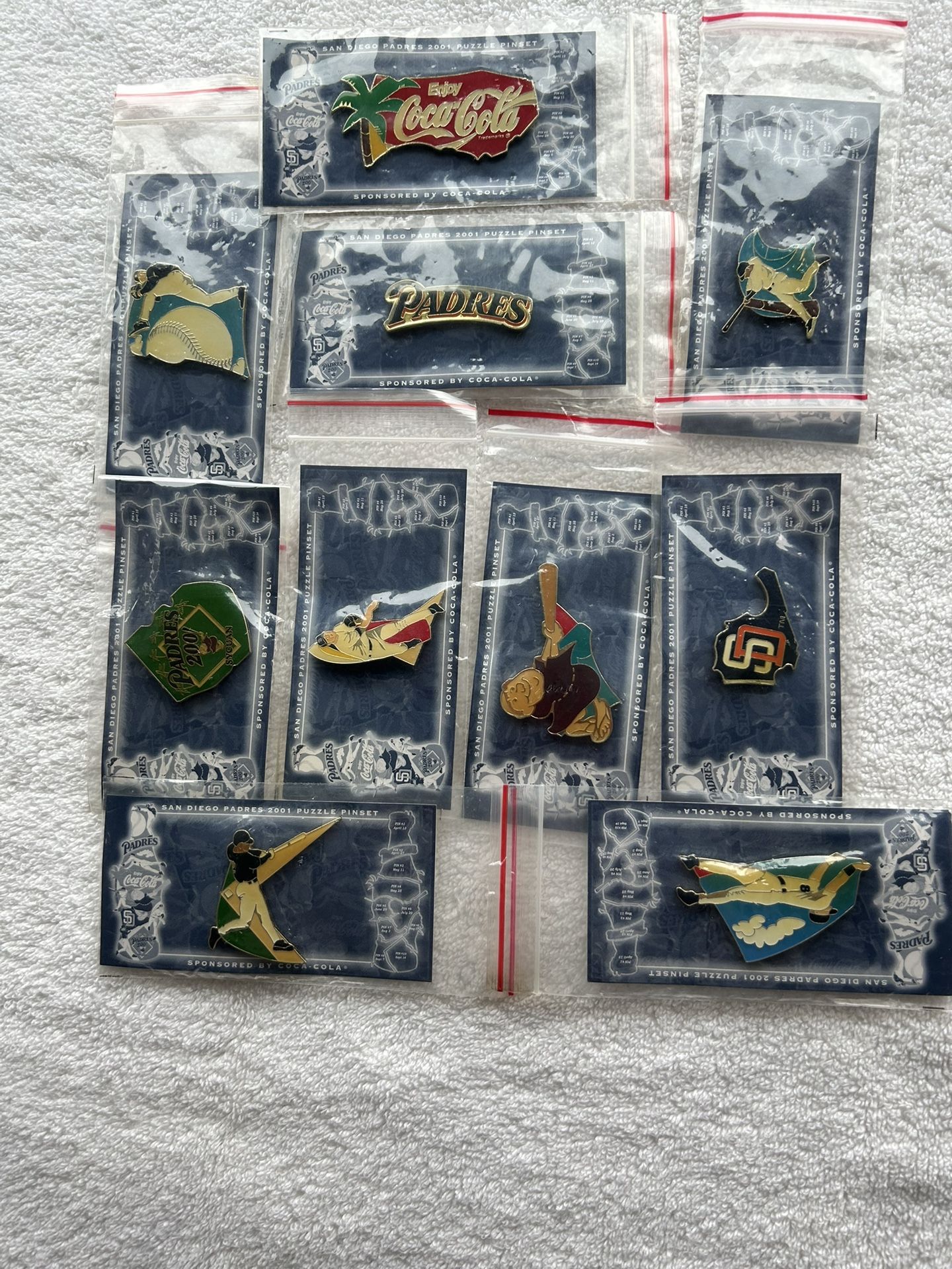 2001 S.D. Padres Complete Coke 10 Pin Puzzle