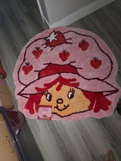 Strawberry 🍓 Shortcake room rug
