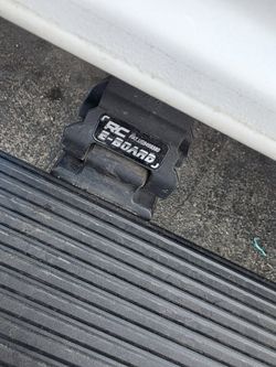 Rough country motorized step runners