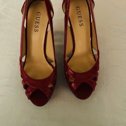 GUESS Heels 👠👠