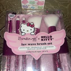 Hello Kitty Brushes Perfume + Free Gift 💝 
