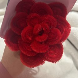 Pipe cleaner rose