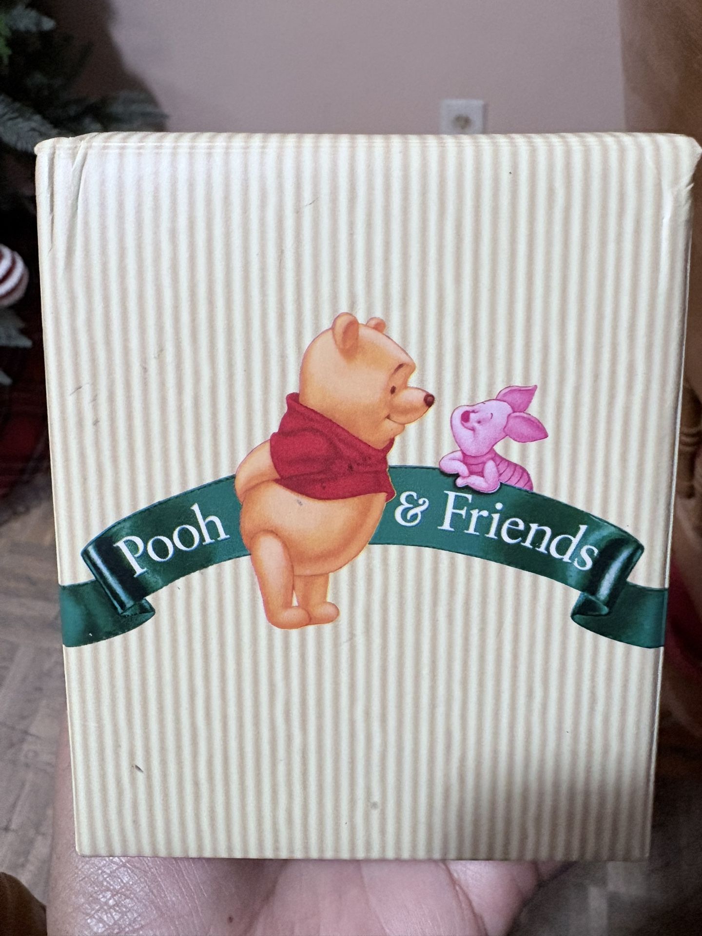 New Winnie Pooh & Friends Ornament Year 2000