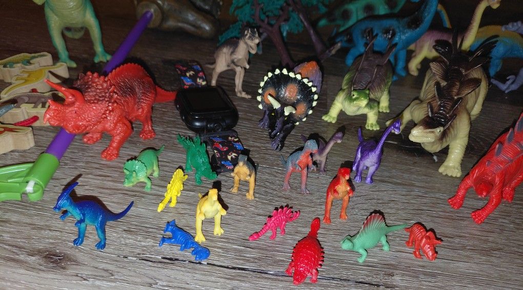 Small And Medium Dinosaur Bundle