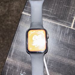 Apple Watch SE 