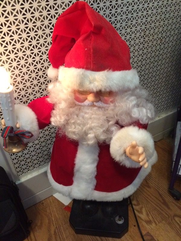 Santa musical moves