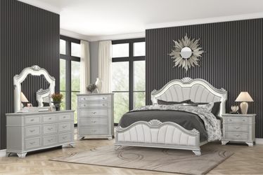 6PC QUEEN OR KING BEDROOM SET