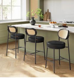 Bar stools set of 4  (25 inch )