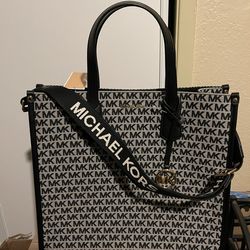 Michael Kors tote (Brand New)