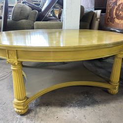 Henkel Harris Oval Coffee Table (Large)