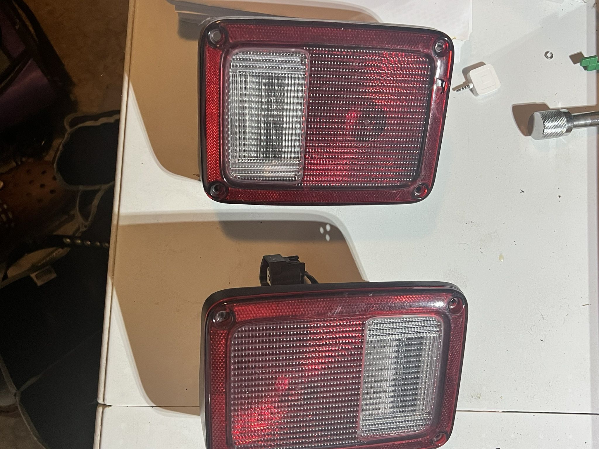 Keep breaker lights 2016 JK