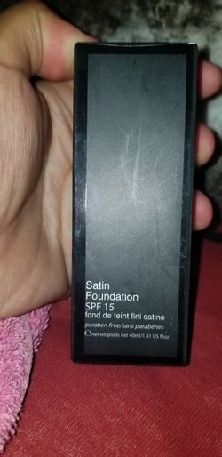 Balanced Satin Finish Foundation (Medium to Full Coverage)